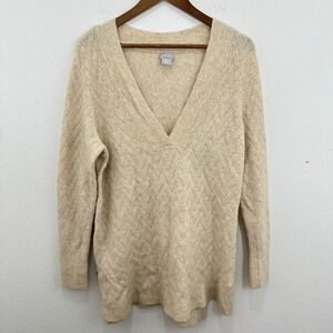 Chico's Women's Sweater Size L V-Neck Textured Knit Pullover Neutral Tunic Top